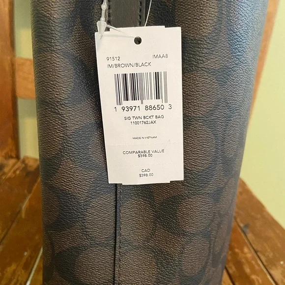 Coach purse - Picture 8 of 8